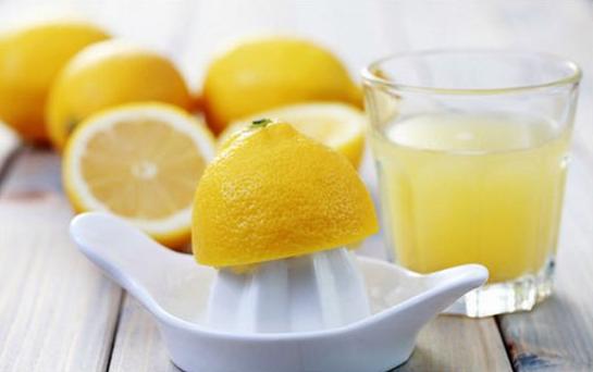 每天飯後喝杯檸檬水，20天身體發生神奇變化！