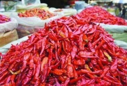 市場上的這種紅辣椒，儘量別買了，有致癌的危險