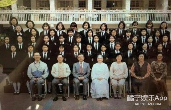 林心如25年前中學畢業照曝光！終於明白為什麼霍建華硬要娶比他大3歲的林心如了！網友：一眼看下去就是心如最美！