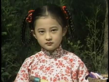 她是瓊瑤力捧的童星，卻拒演《還珠格格》如今卻當年的戲迷都震撼了！
