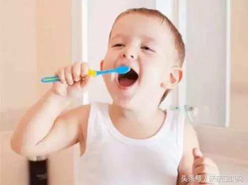 寶寶多大可以開始刷牙？