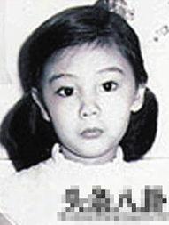 關之琳的童年照，李嘉欣的童年照，劉嘉玲的童年照，差距一目了然