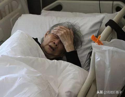 梅艷芳95歲媽媽索要20萬港幣補辦91歲大壽，已訂好酒店宴請30多桌