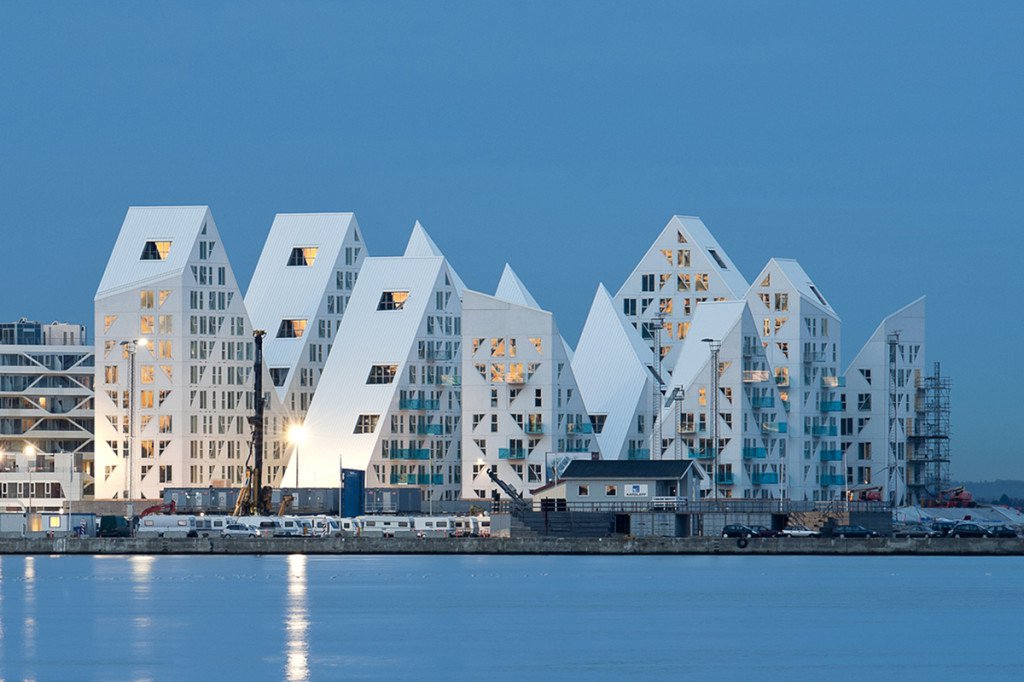 來自丹麥的設計"The Iceberg (冰山) "。<BR><BR>