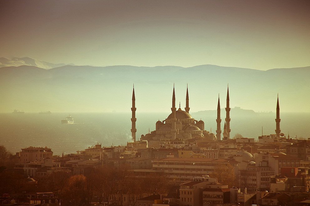 42. 一生一定要體驗一次伊斯坦堡的美。<BR><BR>