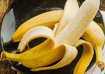 常吃熟香蕉通便效果好，養生專家說這3類人一口都不能多吃！