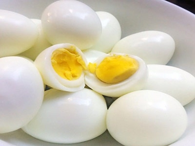 雞蛋雖好，蛋白質很高，但醫生告誡：這5種人少吃雞蛋