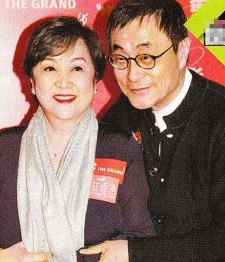 台灣第一玉女，謝賢第一任妻子，與前夫做了28年「假麵夫妻」