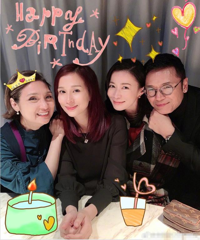 苗僑偉為戚美珍慶57歲生日，結婚29年恩愛如初，眾星雲集氣氛熱烈