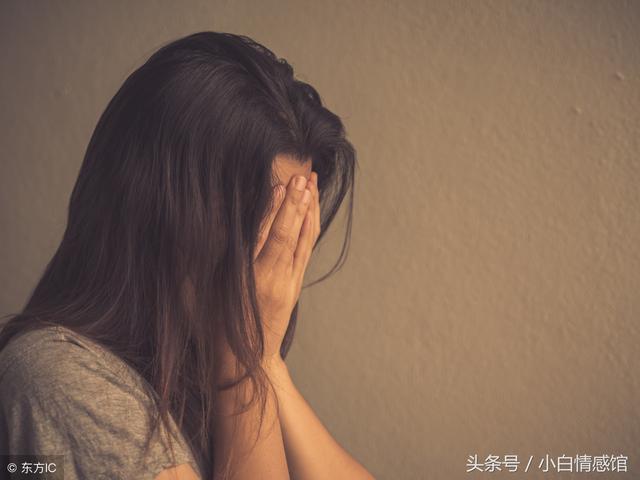 嫂子跟我借錢給她娘家用，我想回家看看我哥，進了家門我不走了