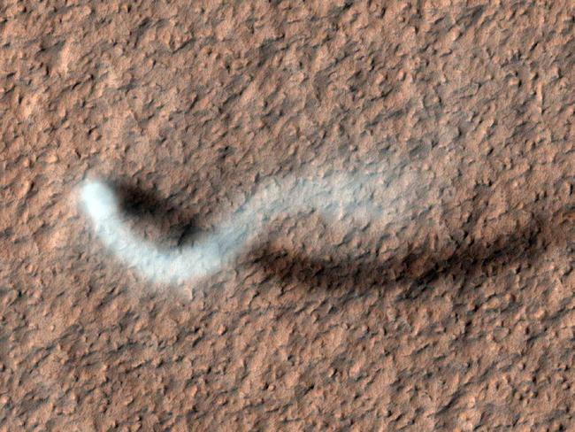 火星上的沙塵暴。<BR><BR>