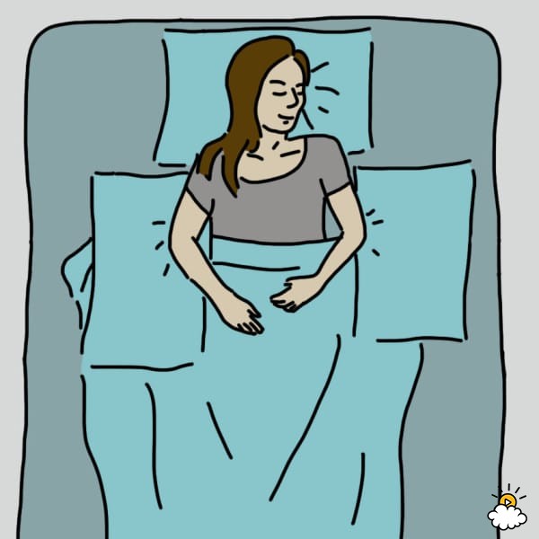 這就是你能夠「靠睡姿減少胸口產生皺紋」的簡單方法！該多買2個枕頭了！