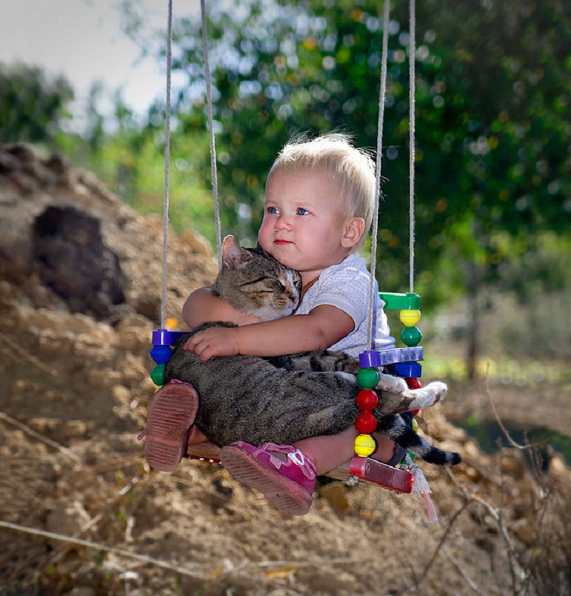 27張超萌照片讓你瞬間秒懂為什麼「小孩長大過程中一定要有動物才會完整」！