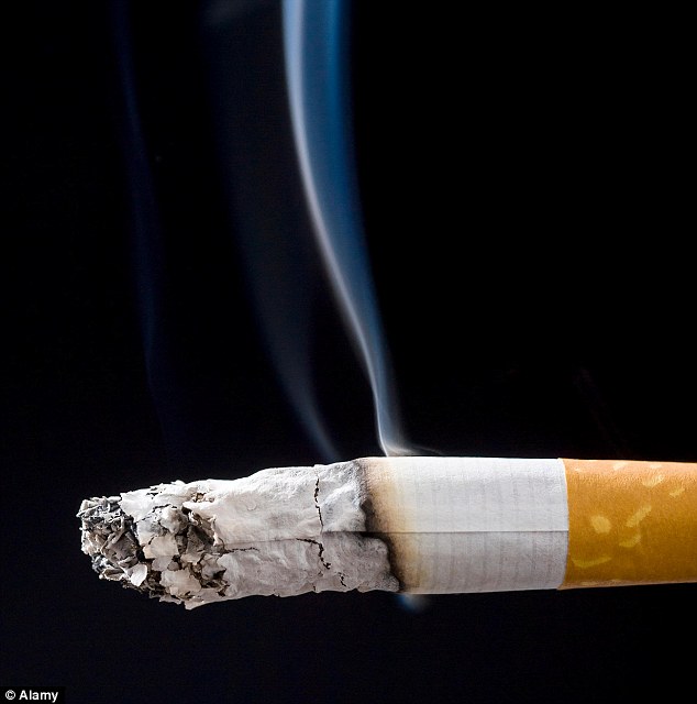 而在台灣，抽煙人口大約有超過430萬，每5個癌症死亡人口就有1個是死於肺癌，肺癌已經連續多年位是台灣癌症死因的第一名。<BR><BR>