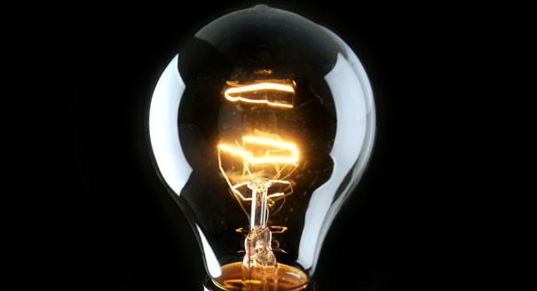 16. 我們大腦的放電可以點亮一個燈泡。<BR><BR>