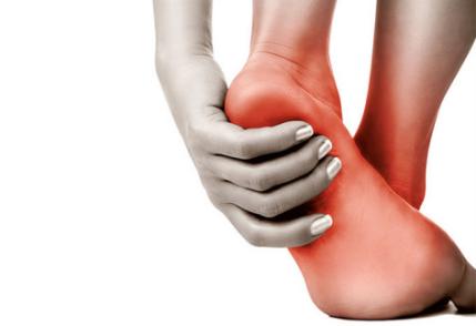 10個腳部信號警示你的身體出問題了，每一個都不能忽視