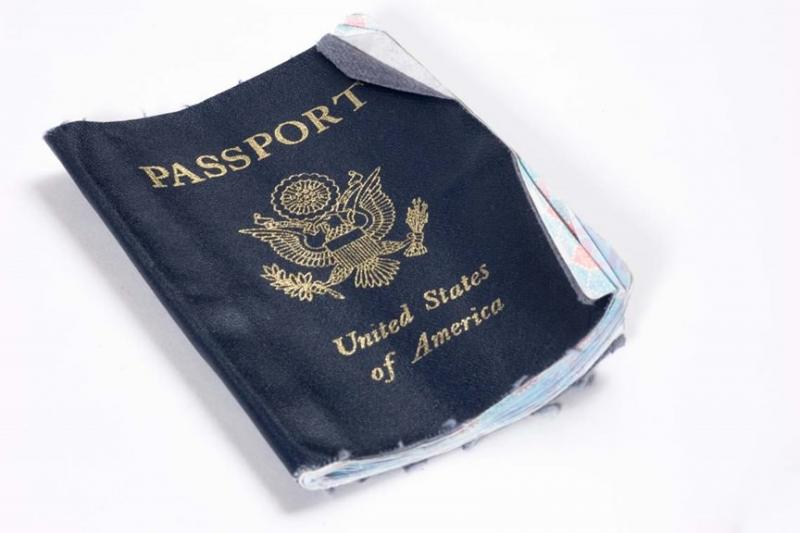 你的護照若有這4個況狀，也會讓你分分鐘被機場地勤人員拒絕上機，即使成功上機，到了目的地後都會被海關拒絕，原機遣返。