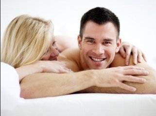 男人身上有「一處」，每天按一按，不出一週，女朋友在床上絕對腿軟！！