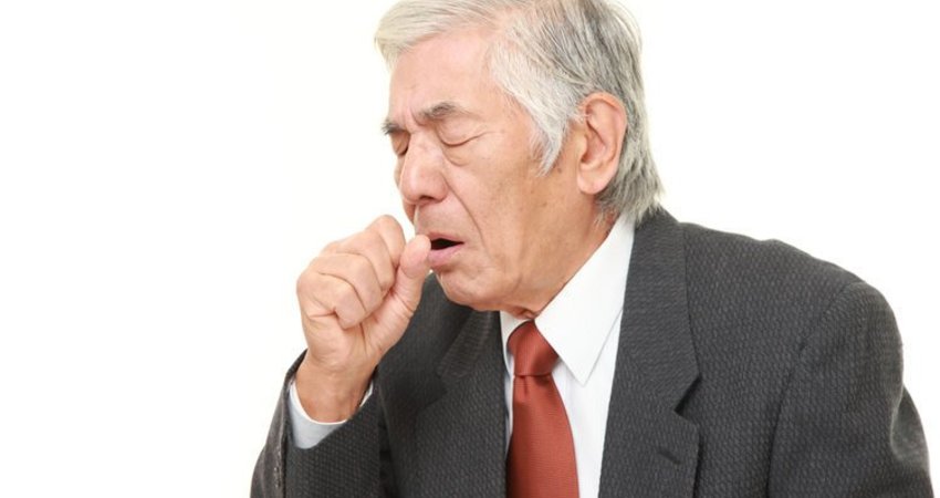 痰多是怎麼回事?别无视,可能是这4种病的「暗示」