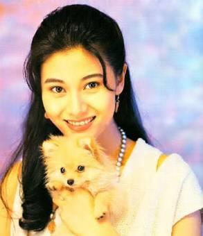 被李嘉欣横刀夺爱后,她绝迹娱乐圈,如今嫁百亿太子爷高调秀恩爱