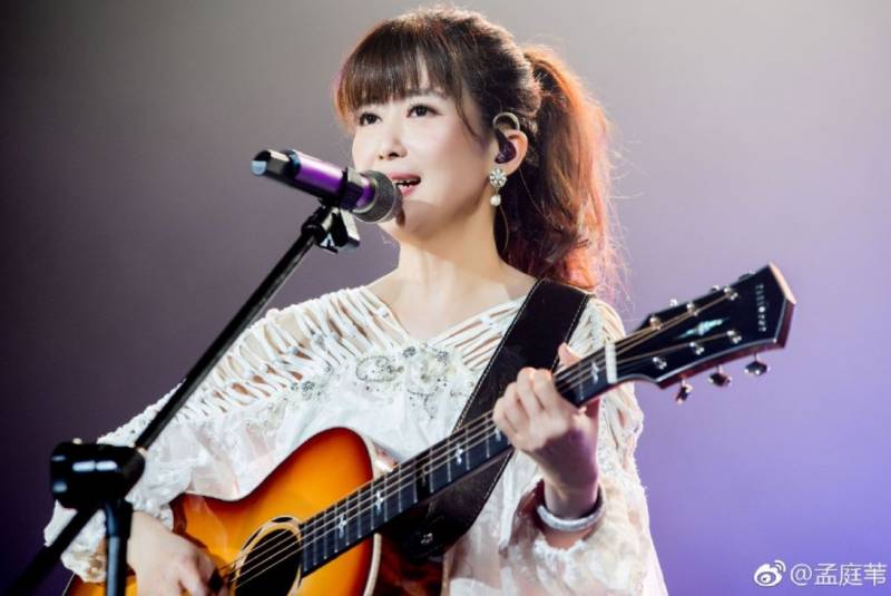 孟庭苇前夫硬起来反击,轰:卖弄床上功夫!