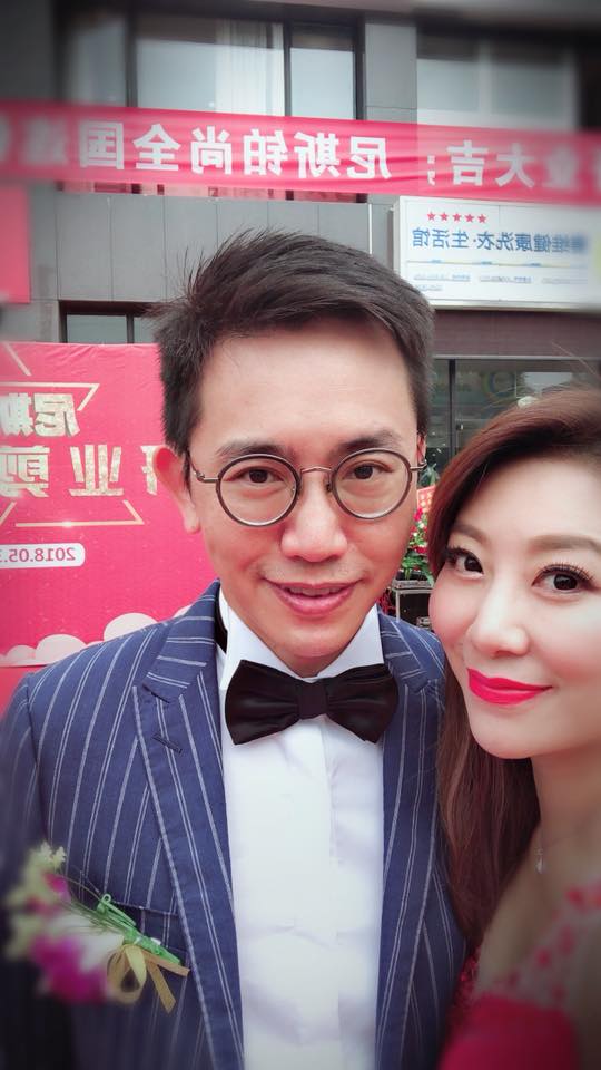 佩甄坦承「交往前老公已离婚半年」!