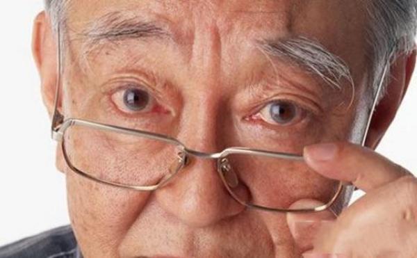 教你最有效改善老花眼的方法!送给爸妈也留给自己!