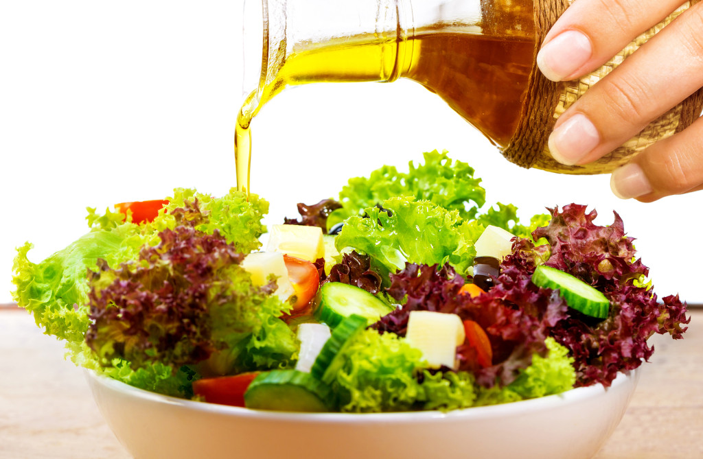 bigstock-fresh-salad-with-olive-oil-iso-51537967-1