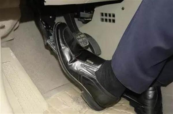 踩油门踩得好竟然能省下这麼多油.