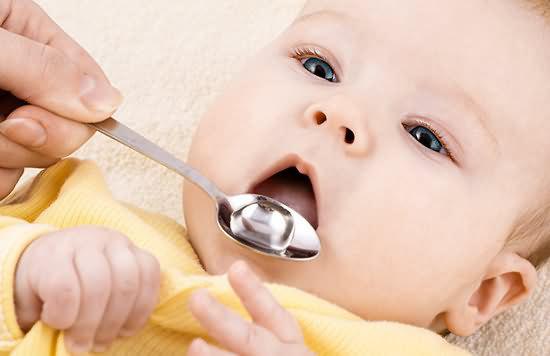 治療寶寶脹氣 ，薄荷水解決消化問題