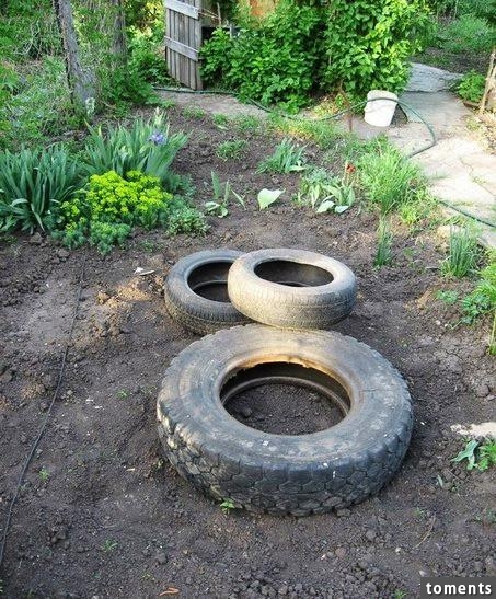 她在院子裡挖洞放了幾個舊輪胎，最後超酷的專業成果會讓你超愛！