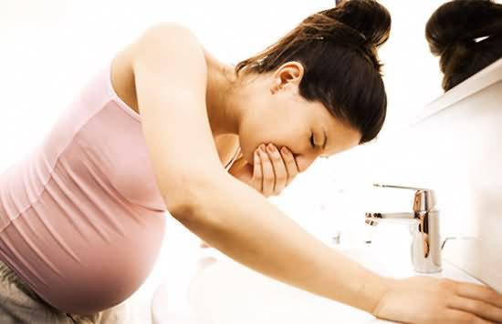 懷孕為何會孕吐？孕媽們應如何減輕孕吐症狀？