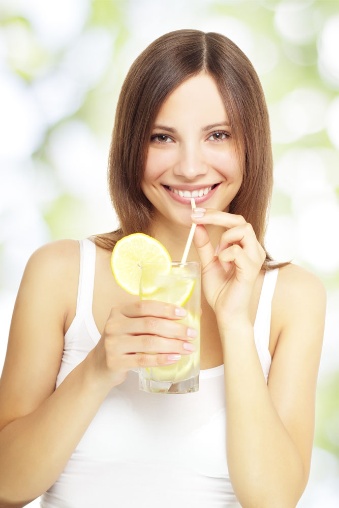 熱檸檬水能釋放一種苦澀抗癌物質，熱檸檬水，救你一輩子！再忙都要看！