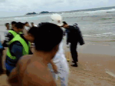 致命！海邊遇到它快避開！一天8游客溺水，4死1失蹤！