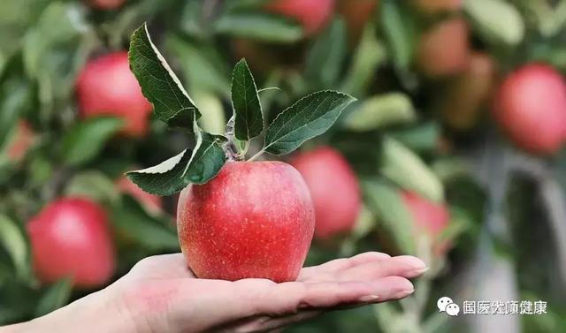 蘋果這樣吃，功效翻10倍，助心血管韌性增強！1天1個就行