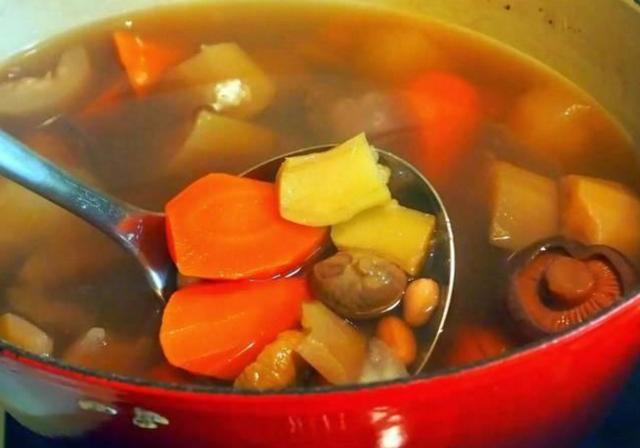 這位媽媽煲湯從不放肉，卻出奇的好喝，營養更加豐富！