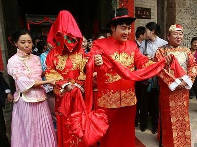 Image result for wedding traditions in china