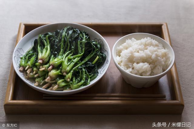 家常菜丨菠菜12種做法出爐，連挑食的孩子都停不下筷子！