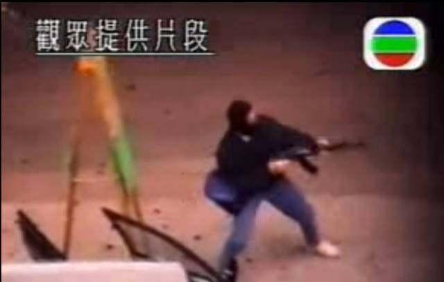 香港最狠「賊王」被裁定自然死亡，曾向警察開60多槍，犯案無數