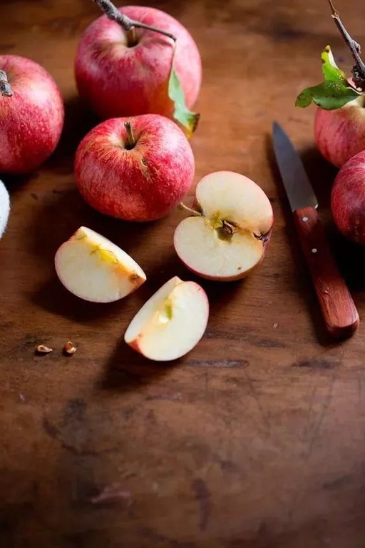 把洋蔥和蘋果這樣吃，能甩掉贅肉和雀斑，對消脂和抗衰老有很好的效果！