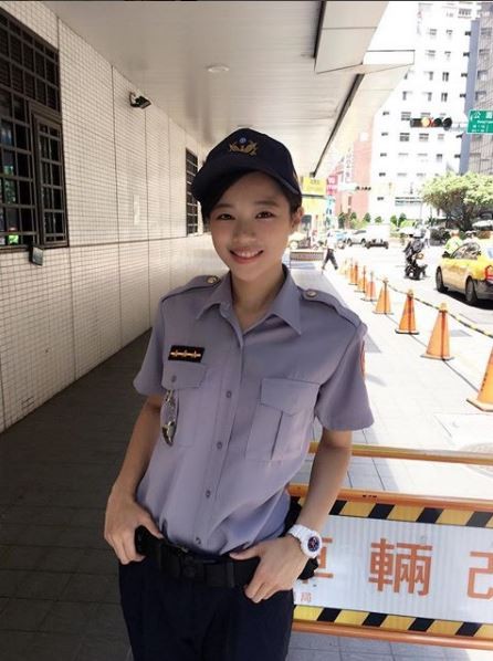 亞洲6國「美女警花」拚一拚！韓國的身材超火辣，但網友一致認為「台灣的最正」！