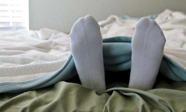 千萬不要再「穿襪子」睡覺了，90%的人全搞錯了！沒想到竟然會...快告訴給你的家人知道！