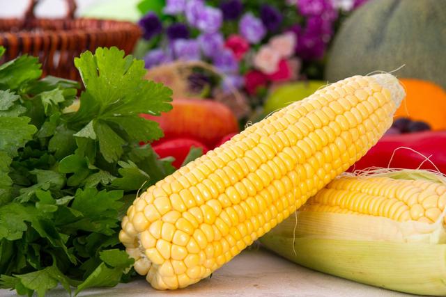 常吃玉米好處多，但玉米中真正有營養的部分，大多數人都給扔了