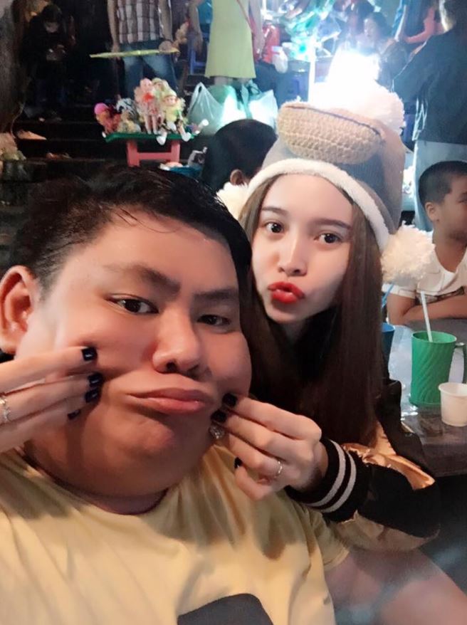 面对网友恶意的抨击,linh my nguyen和hai nguyen丝毫不受影响,照样