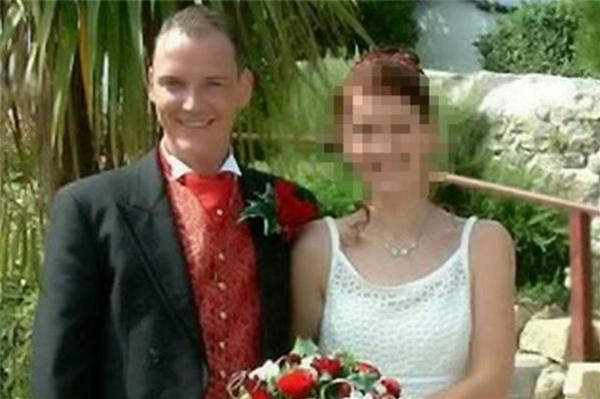 40歲爸爸殺了5歲女兒後自行結束生命，但他的妻子竟不怪他！還說：這是她應得的結局。原來背後有如此驚悚的理由看了都覺得虛偽