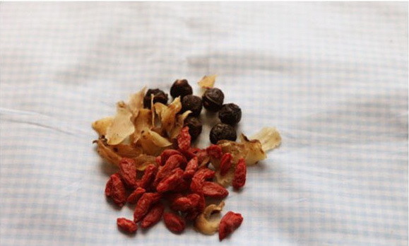 值得收藏!!!女人經期之後吃這個湯,保證你越吃越有女人味!