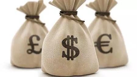 注意 !這樣的手是漏財手,很難發財 希望你不是!