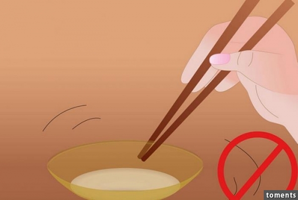 為什麼老一輩常說，別把筷子插在飯上。知道原因我嚇呆了...！