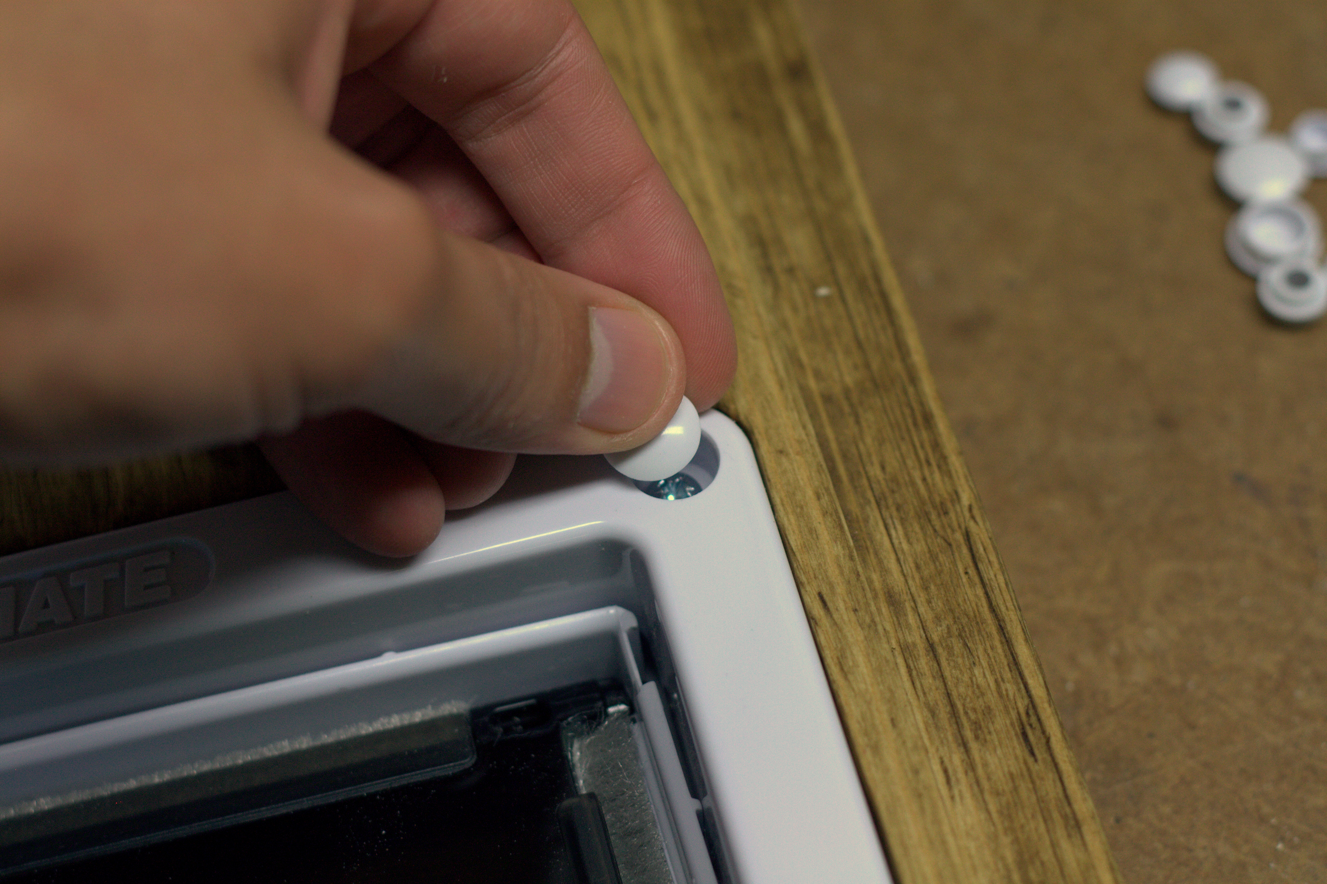 Installing screw caps