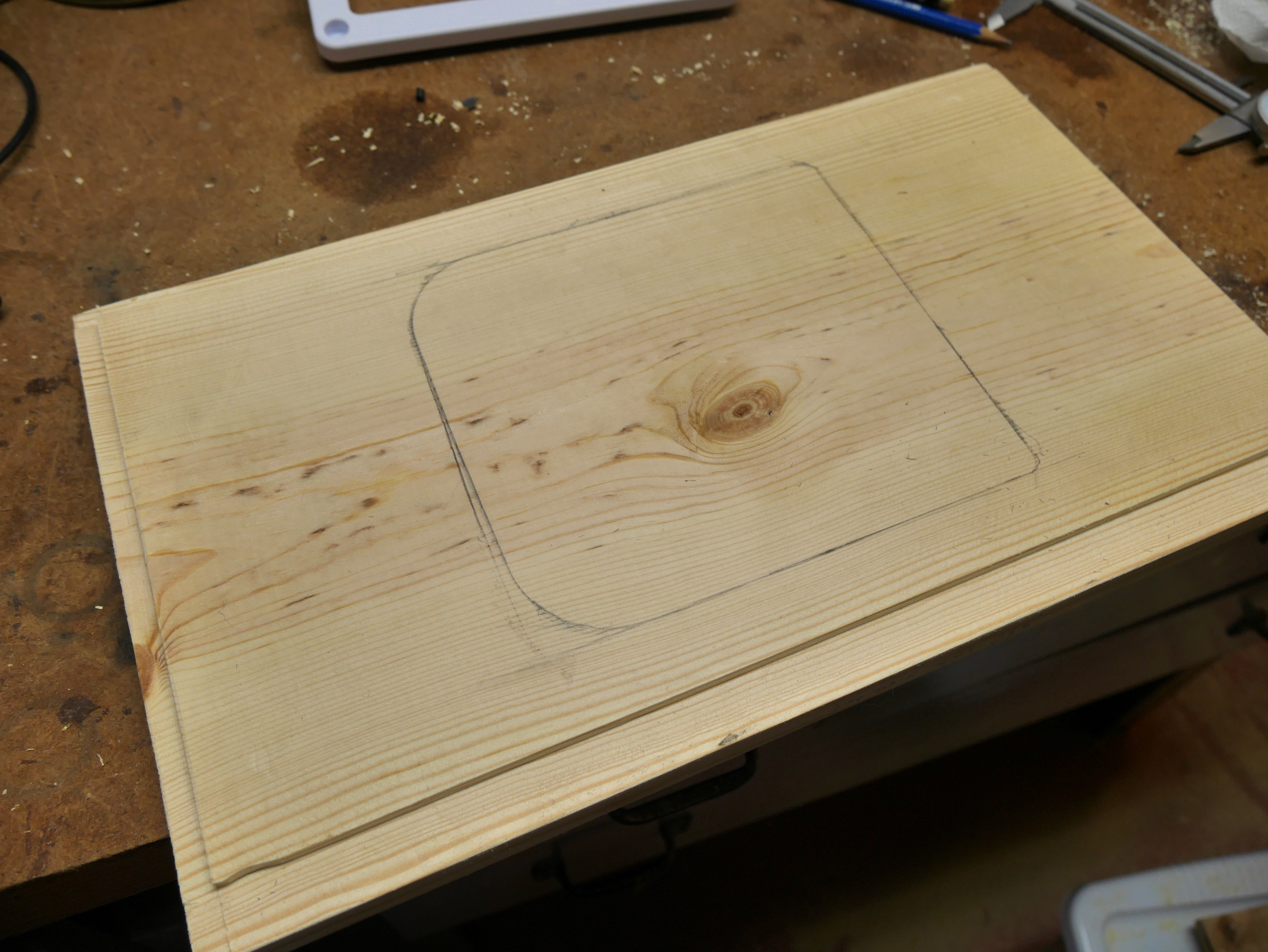 tracing the cutout